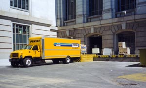 moving truck leaving the Smithsonian